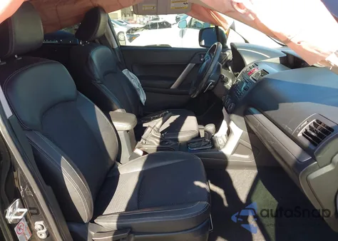 2015 Subaru Forester 2.0Xt Premium z USA, uszkodzony, nr VIN JF2SJGDC9FH516372